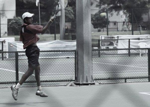 Yash Deshpande playing tennis